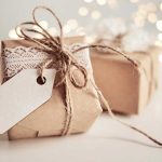 Ovojni papir po meri vam omogoča zavijanje daril za vse priložnosti ovojni papir po meri